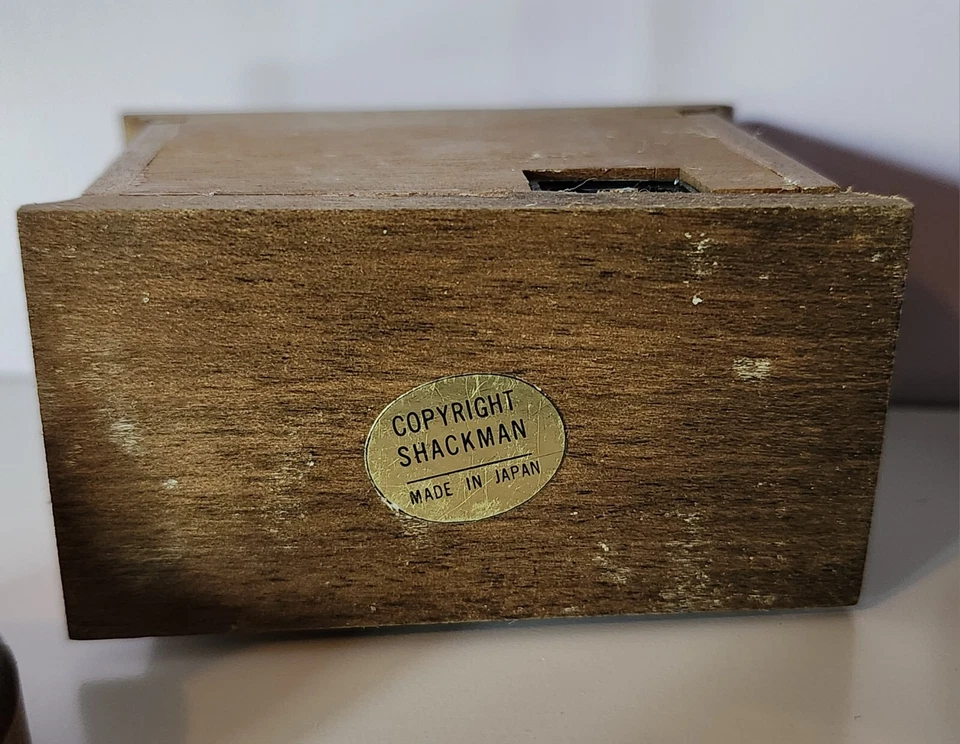 1:12 Dollhouse Miniature Furniture WingBack Chair Ottoman Shackman Cradle Light - Image 4 of 4