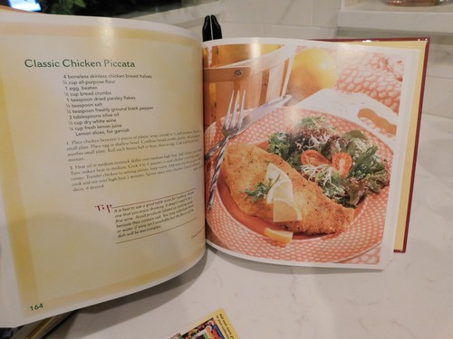 Lot Of 3 Italian Cookbook Brand Name Country Italian, Betty Crocker, UK Cookbook - Picture 12 of 13