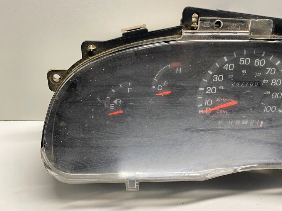 00-01 FORD VAN E150 MPH PAINEL DE VELOCÍMETRO DE INSTRUMENTO 267700 FABRICANTE DE EQUIPAMENTO ORIGINAL, YC2F-10849-AA - Imagem 2 de 4
