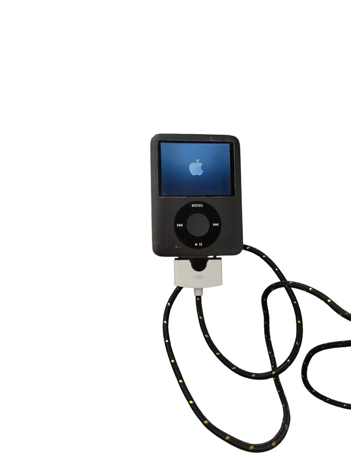 Apple iPod Nano A1236 8GB lettore MP3 usato argento funzionante ma da Sistemare! - Immagine 2 di 4