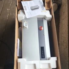 Rheem ECO200DVLN3-1 9.5 GPM Natural Gas Mid Efficiency Indoor Tankless Heater