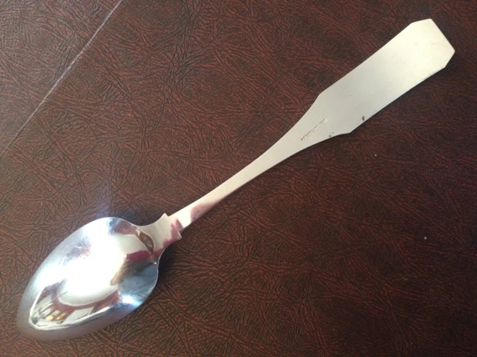 Extraordinaria moneda Davis & Brown cucharada de plata, Boston, c 1810 Foto 4 de 4