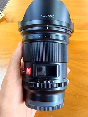Viltrox 16mm F1.8 Full Frame AF Wide Angle Lens for Sony E Mount with Hood