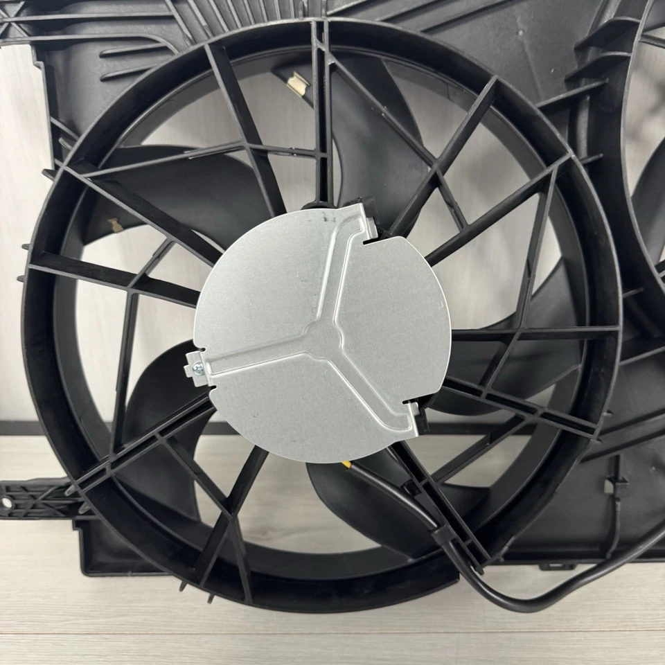 Ventilador de radiador de aire acondicionado para Cadillac Deville 2000-2005 para GM3115186 | 12463002 Foto 4 de 4