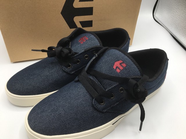 etnies size 9