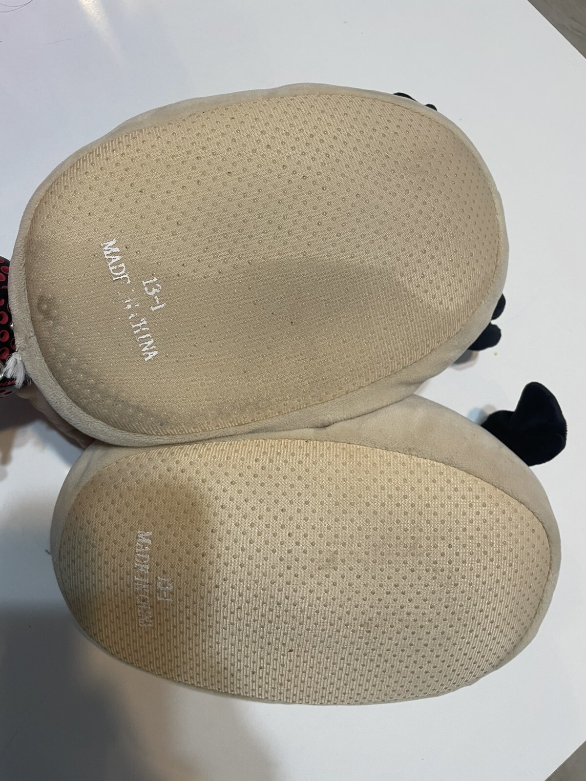 Squishmallows Kids Slippers Plush Pug Dog Tan Size 13-1 image 4