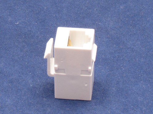 25 X pcs Lot CAT6 Inline RJ45 Keystone Wall Coupler Jack Adapter 8P8C White 6e - Picture 4 of 10