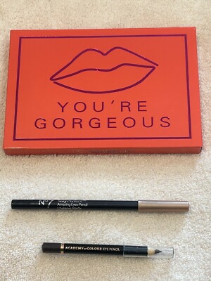 YOU'RE GORGEOUS GROSSE LIDSCHATTENPALETTE. 32 Farbtöne. PLUS 2 AUGENSTIFT.S