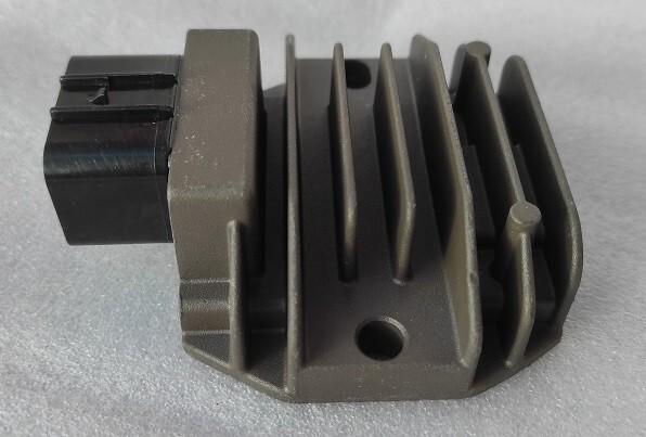 Régulateur GSXS 750 : Solution pannes électriques batterie 2017-2022