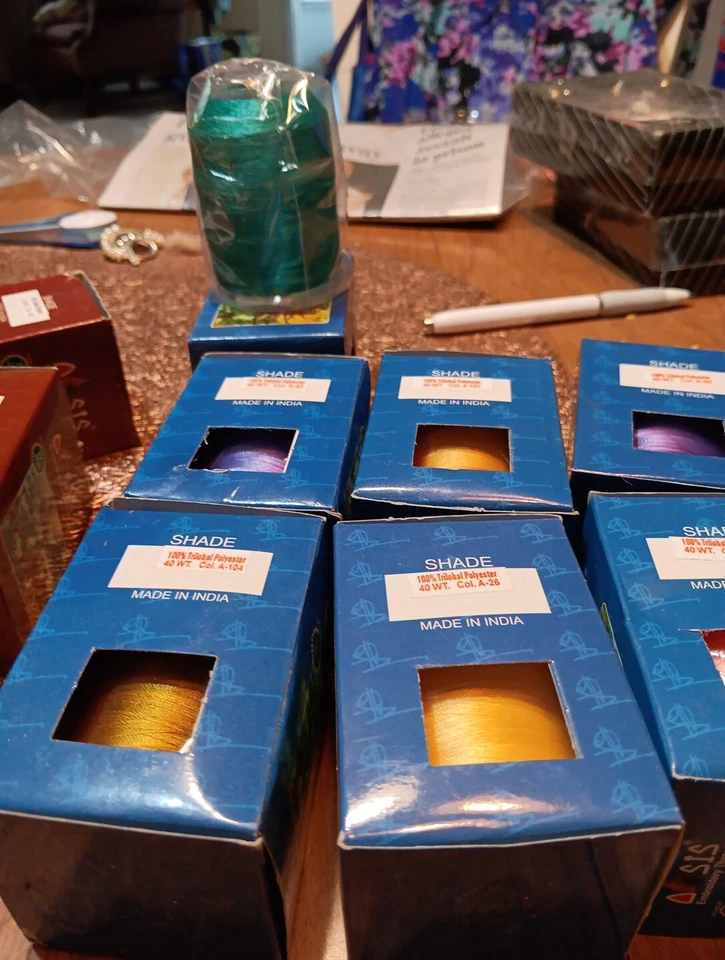 Oasis Embroidery Thread 50 Grams 2000 Yards Multicolored Lot Of 10 New In Box - Image 4 of 4