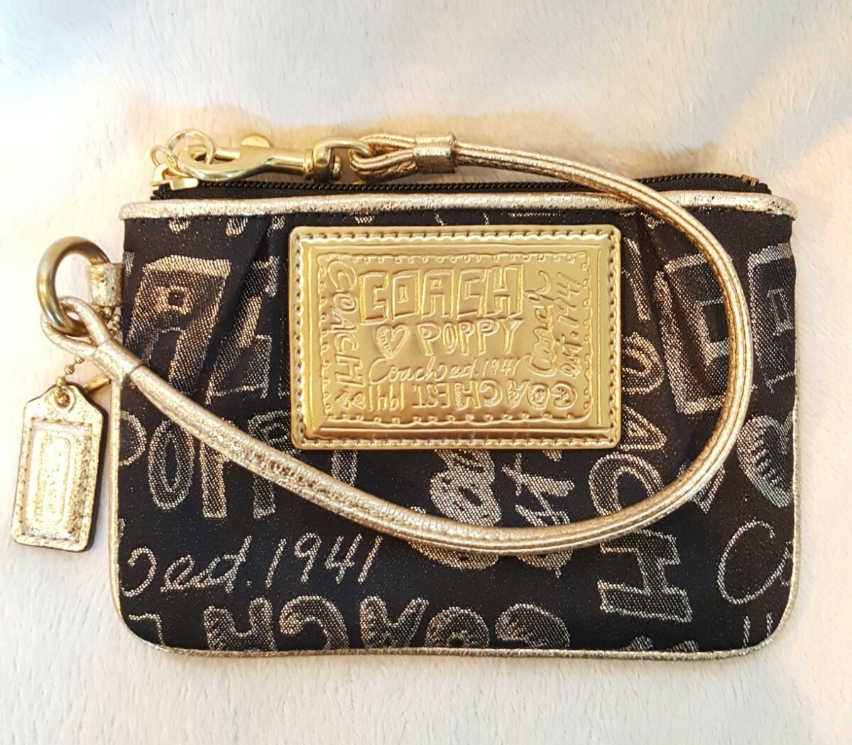 Coach Poppy Wristlet Small Wallet Pouch Black Gold Leather Trim