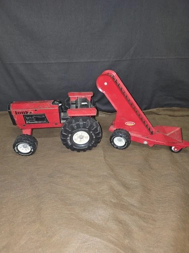 1974 Tonka Farm Tractor and Grain Elevator Set Vintage Toy