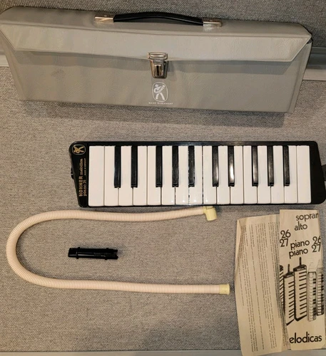 Vintage Hohner Melodica Piano 26 Germany