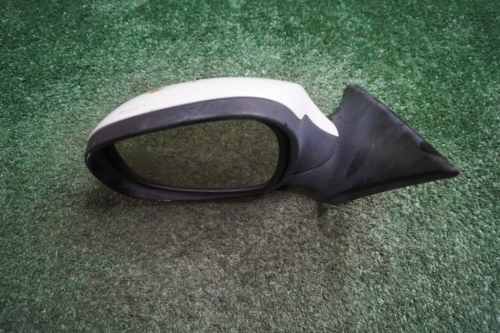 2010 2011 2012 2013 BMW 328 DRIVER SIDE LEFT WHITE Door Mirror OEM E1021017