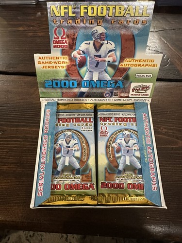 2000 Pacific Omega Sealed Football Pack (Possible Brady Rookie) - Picture 3 of 3