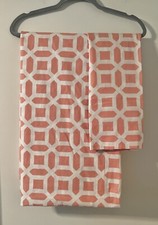 Pottery Barn Teen Pink White Pattern Full Size Flat Sheet Pillow Case Set EUC
