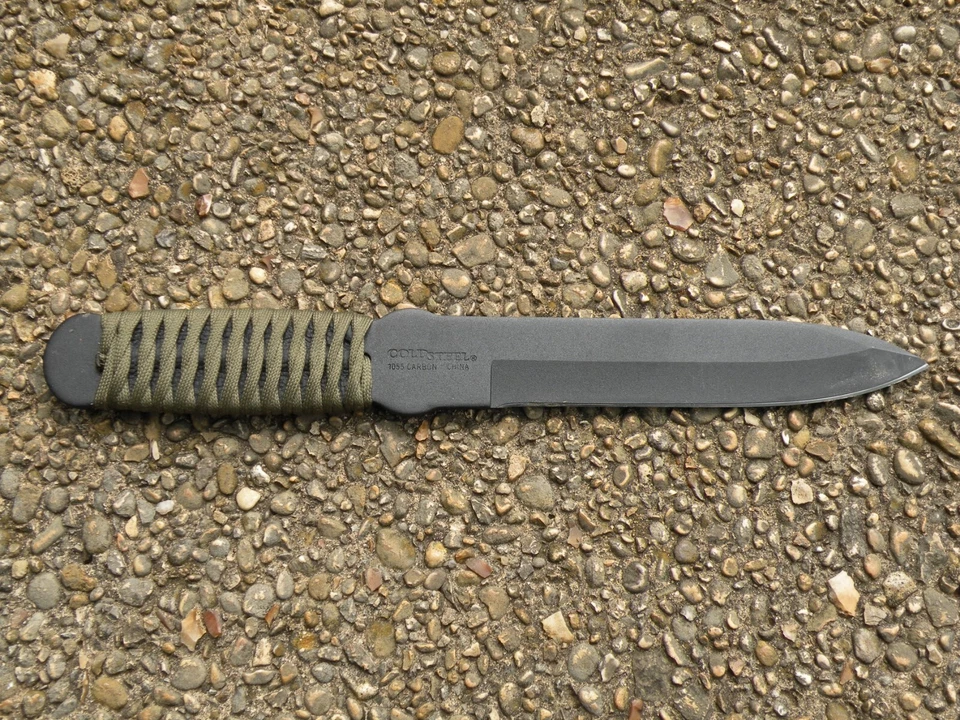 Cuchillo lanzador Cold Steel True Flight Foto 4 de 4