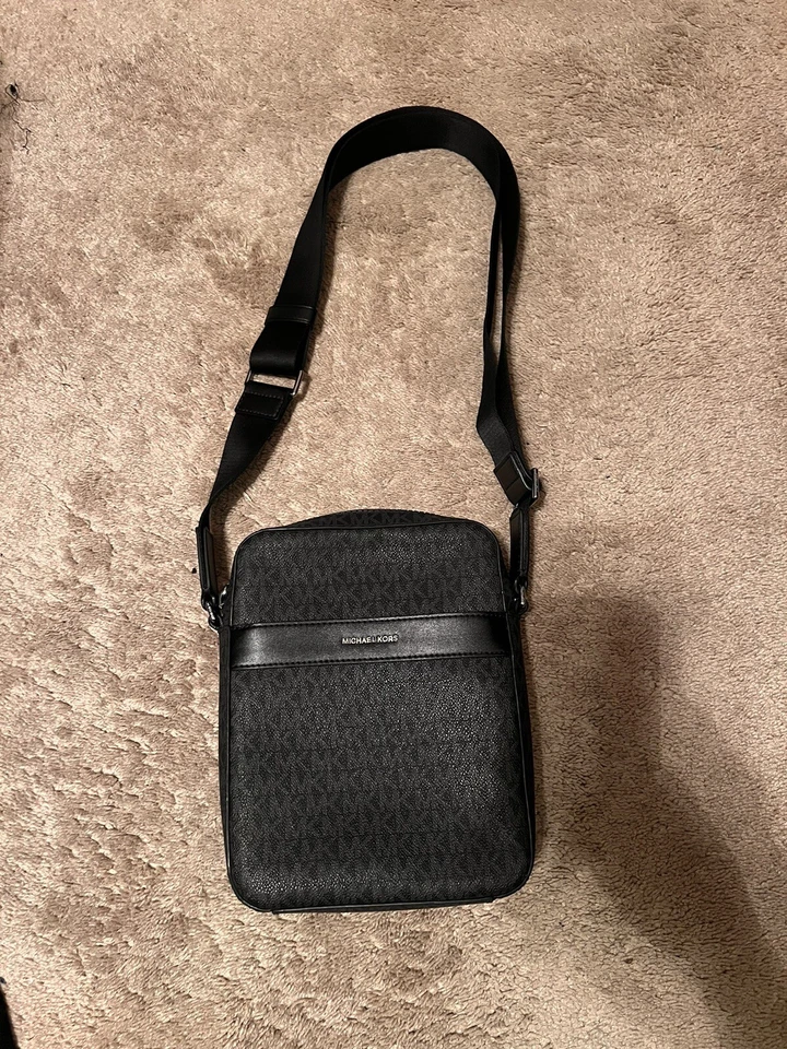 Michael Kors man bag - Image 2 of 4