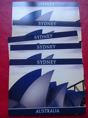OPERA HOUSE SYDNEY AUSTRALIA POSTCARDS UNUSED X 5--FREE POSTAGE AUSTRALIA - Picture 3 of 3
