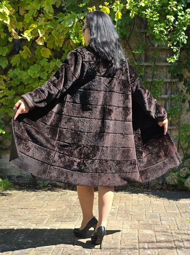 Fur Coat Christ Lambskin Reversible Across Leather Braun 44