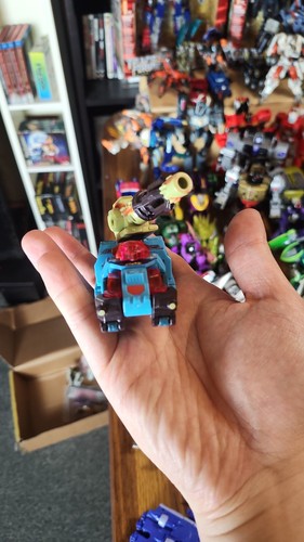 Transformers Energon Scout Autobot Signal Flare Figure Only Hasbro - Picture 2 of 8