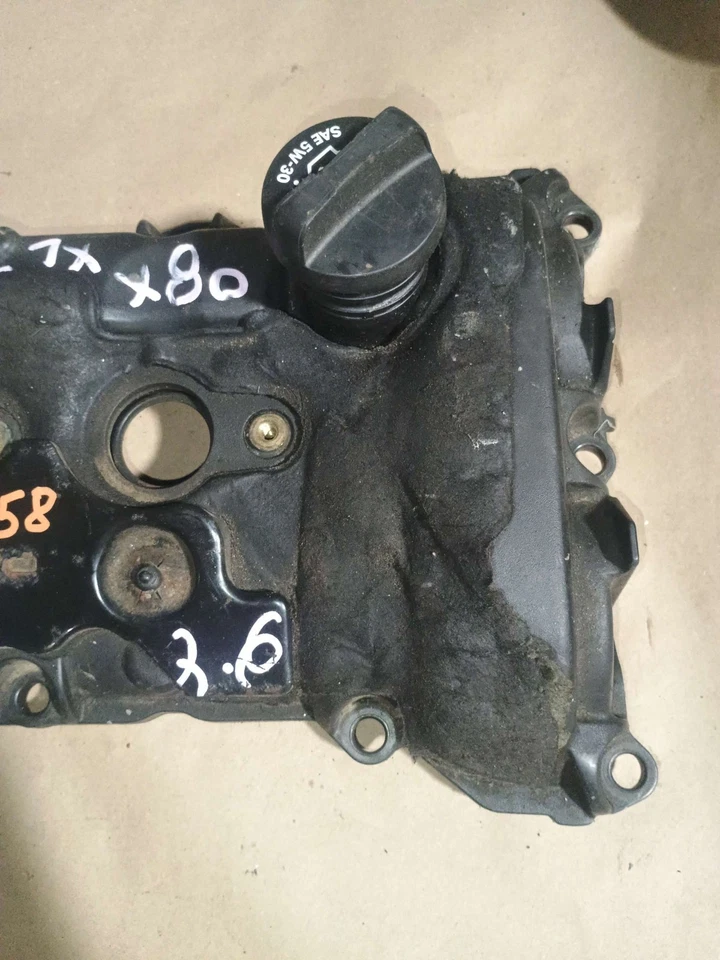 2007-2010 SUZUKI GRAND VITARA Valve Cover Black W/oil Cap Left 3.2L Oem - Image 2 of 4