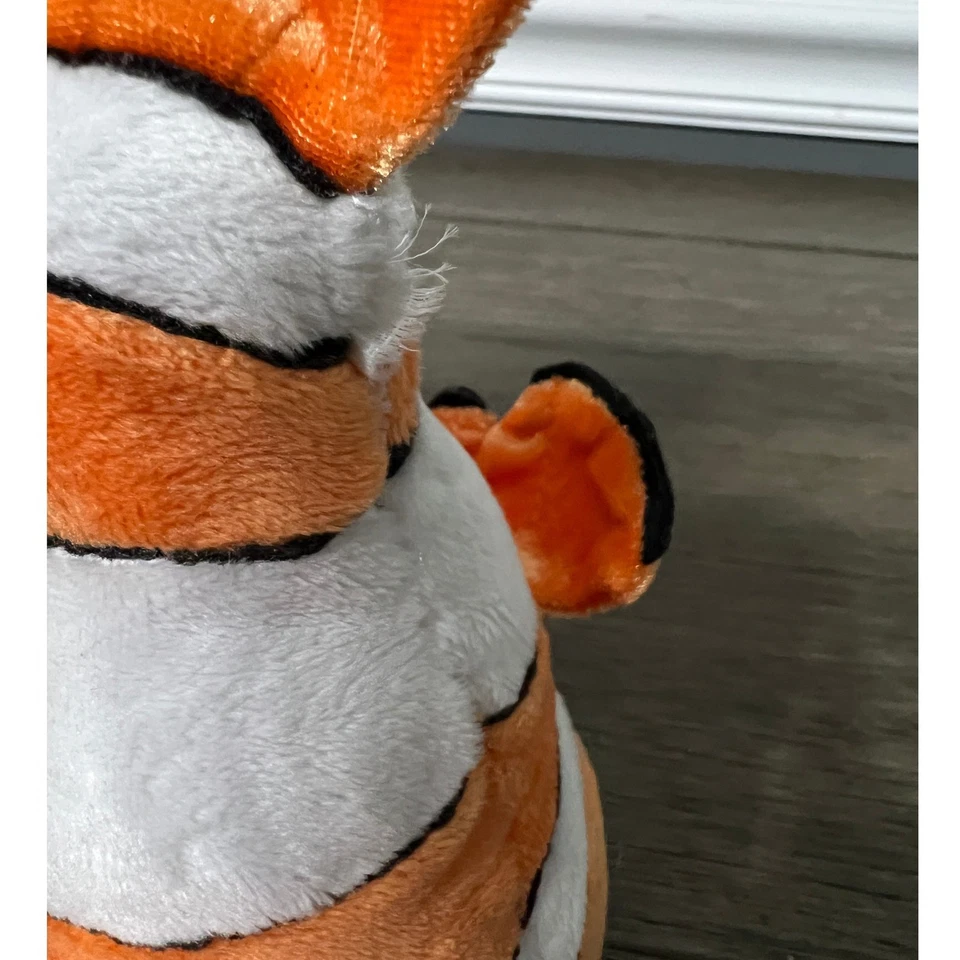 Peluche retirado Disney Store Tradiciones exclusivo Pixar Buscando a Nemo Santa Foto 4 de 4