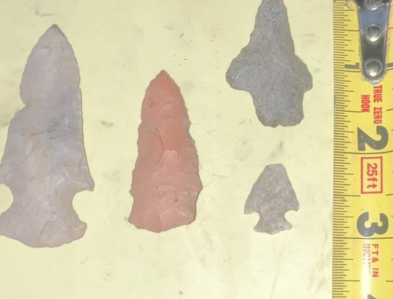 Lot of 4 authentic Missouri Arrowhead Points - Multicolor Stone Arrowheads