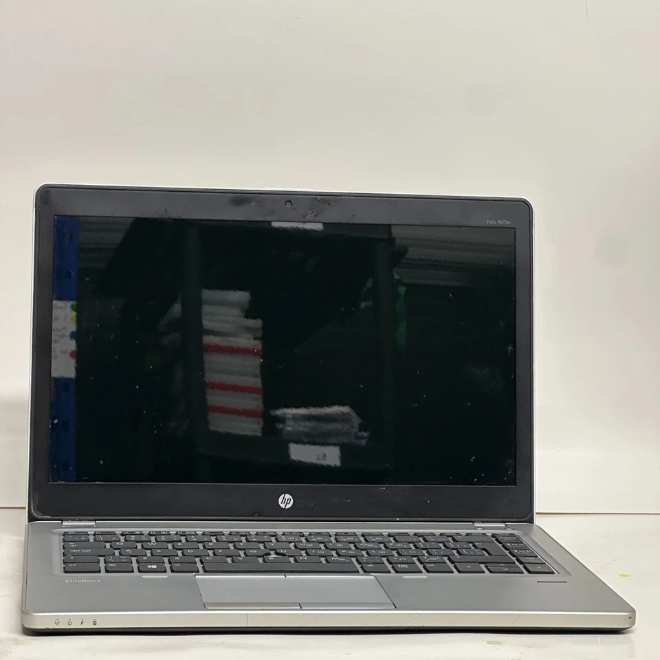 HP Elitebook 9470M - Windows 7 - Image 2 of 4