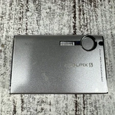 Nikon COOLPIX S9 Compact Digital Camera 6.1MP Silver Tested *READ*