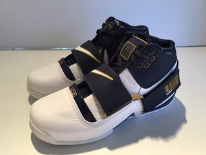 zoom lebron soldier ct16