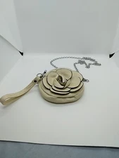 Small Sholder Bag Purse Cream Flower Metal Sholder Strap