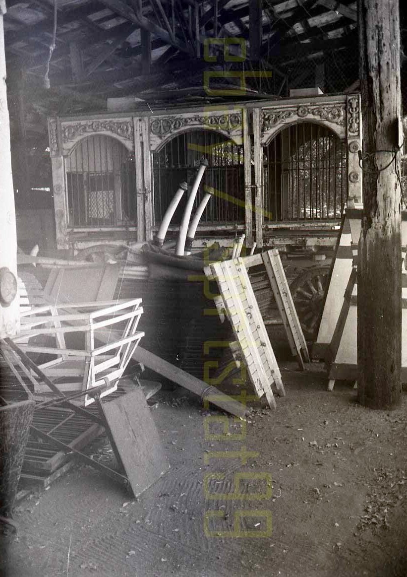 1956 Hagenbeck-Wallace Circus - Old Animal Cages - Vintage