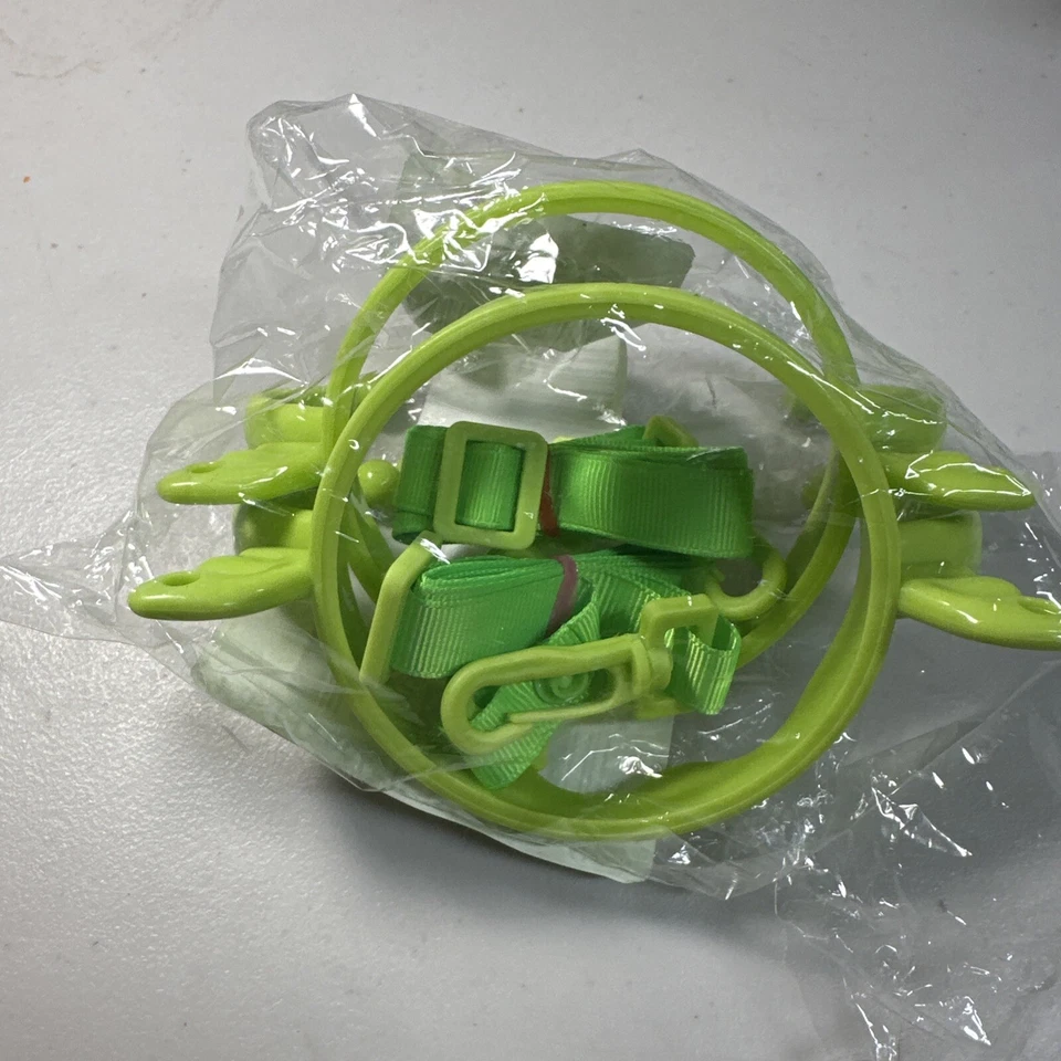 Empuñadura con mango de biberón y correa para el hombro para biberones de silicona Comotomo, paquete de 2 Foto 3 de 3