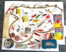 Vintage Fishing Tackle lot, Lures, Hooks, Baits, Bobbers, Bouncers, Stringer Etc