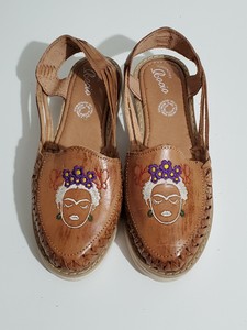 frida huaraches