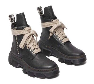 Rick Owens × Dr. Martens 1460 DMXL Jumbo Lace Boot Black Rick Owens × Dr. Martens 1460 DMXL Jumbo Lace Boot Black