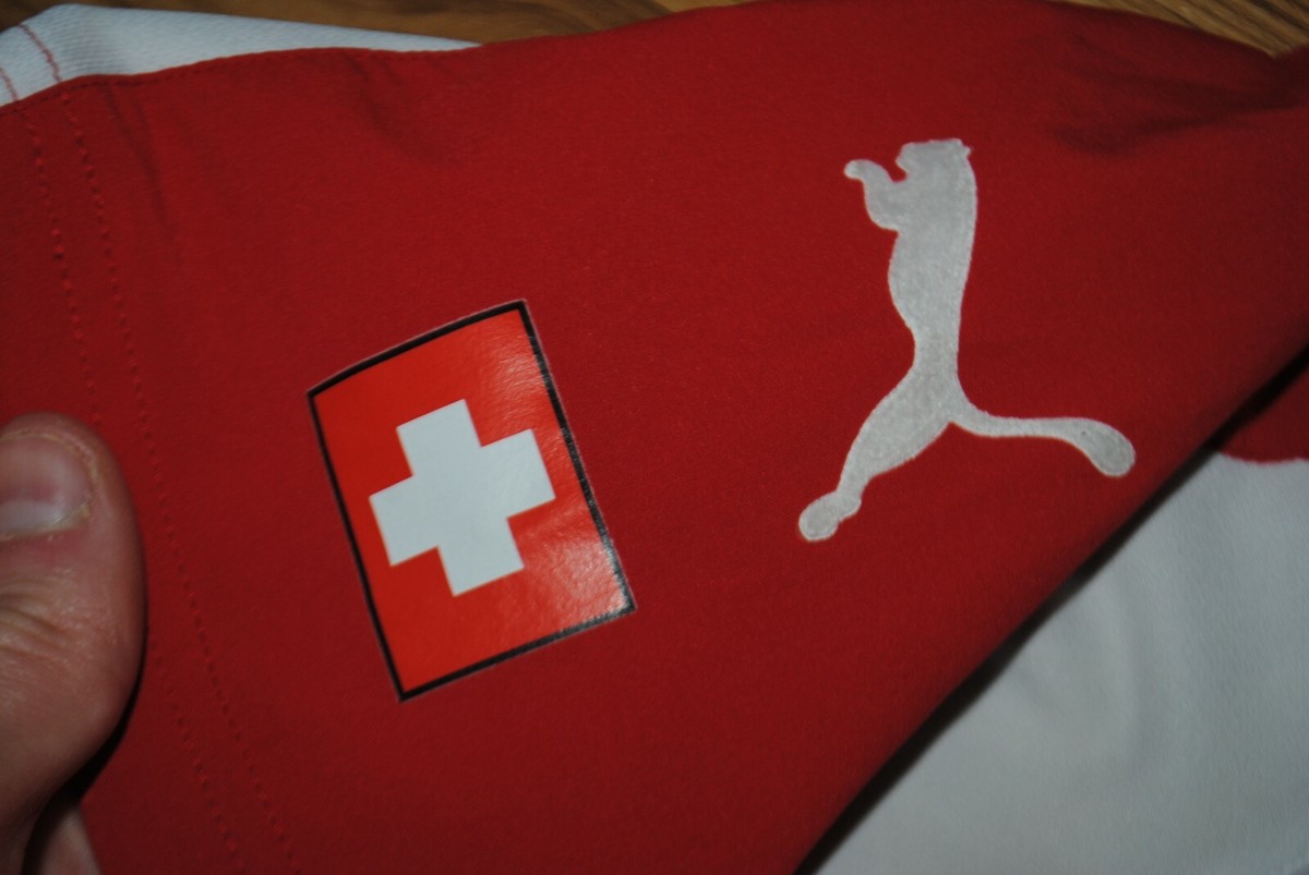 Maillot De Football Suisse 2004-2006 Signé Barnetta - Taille S - Occasion Bon état