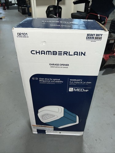 Chamberlain 1/2 HP Heavy-Duty Chain Drive Garage Door Opener D2101
