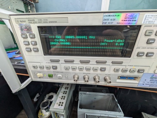 HP / AGILENT 83640B 10 Mhz-40 Ghz Signal Generator w/OPT 1,8 Attenuator, Cal’d! - Picture 9 of 24