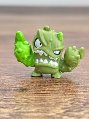 Mr Beast Lab Swarms Soil Smashers SPIKY SMASH Green Cactus Toy Action Figure