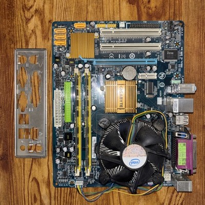 Gigabyte GA-G31M-ES2L Intel Motherboard LGA 775 Q8400 Core2 Quad CPU 4 GB DDR2