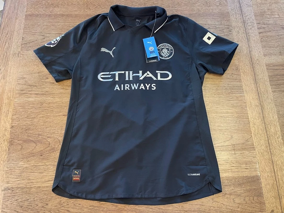 Manchester City Size XL International Club Soccer Fan Jerseys for
