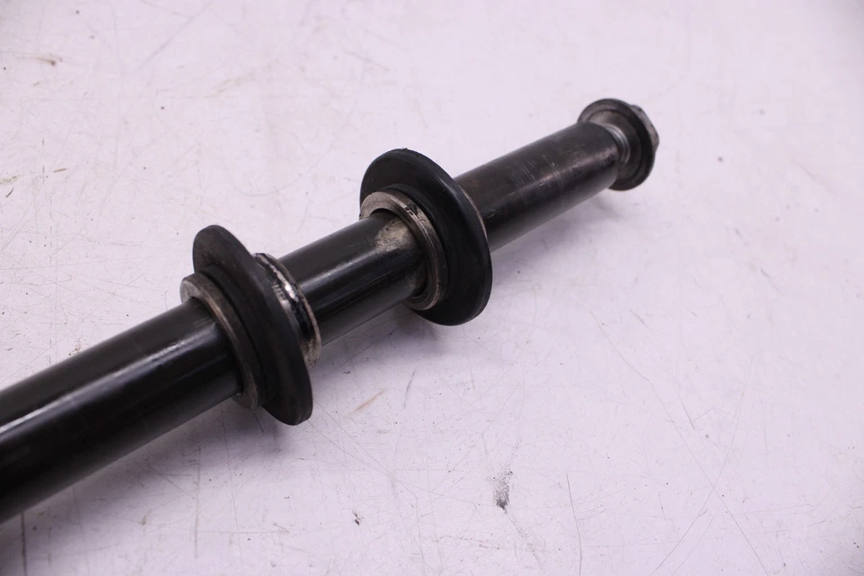 02-14 YAMAHA YZF R1 OEM LLANTA DELANTERA EJE PIVOTE PERNO CON ESPACIADORES Foto 3 de 4