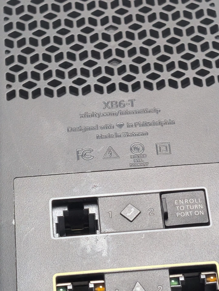 Xfinity Comcast XB6-T WiFi Router Modem DOES NOT COME WITH POWER CORD - Image 4 of 4