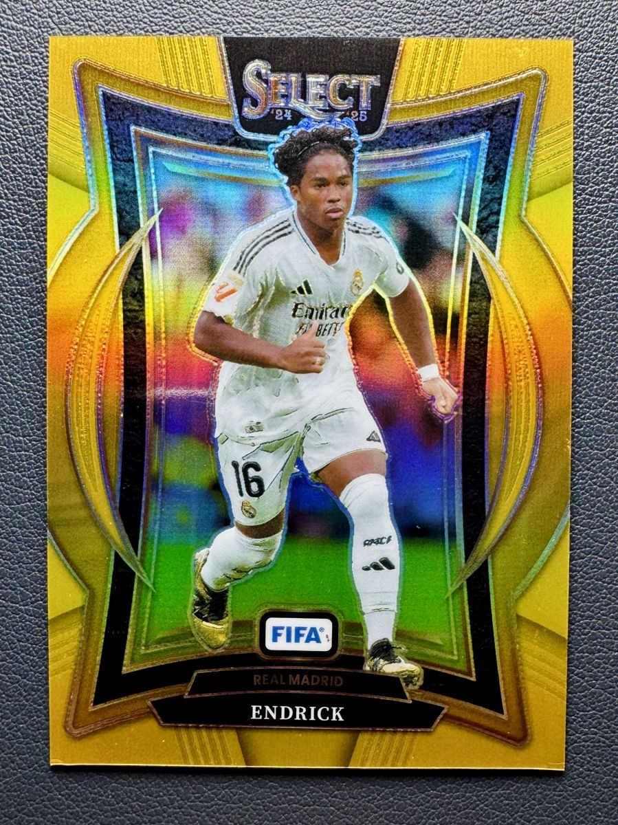 2024-25 Panini Select FIFA Soccer Vini Vinicius Jr #2 GOLD Prizm 09/10