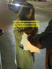 IONE SKYE SIGNED AUTHENTIC 'SAY ANYTHING...' 2 8x10 PHOTO COA SEXY ACTRESS PROOF