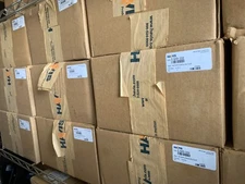 NEW IN BOX: Havis C-MD-102   SWING ARM