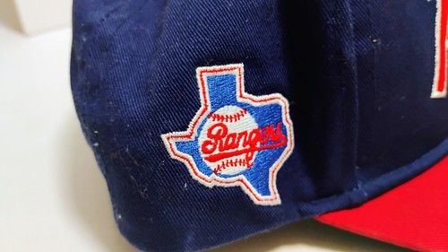 Vintage 90’s Sports Specialties MLB Texas Rangers Embroidered Script Snapback Hat - Bild 6 von 9
