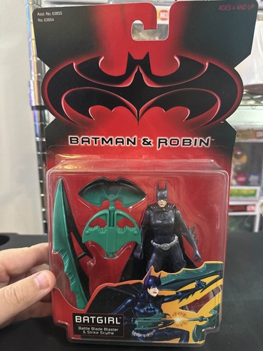 Batman and Robin (1997) Batgirl Action Figure Kenner #63854 MOC NEW SEALED